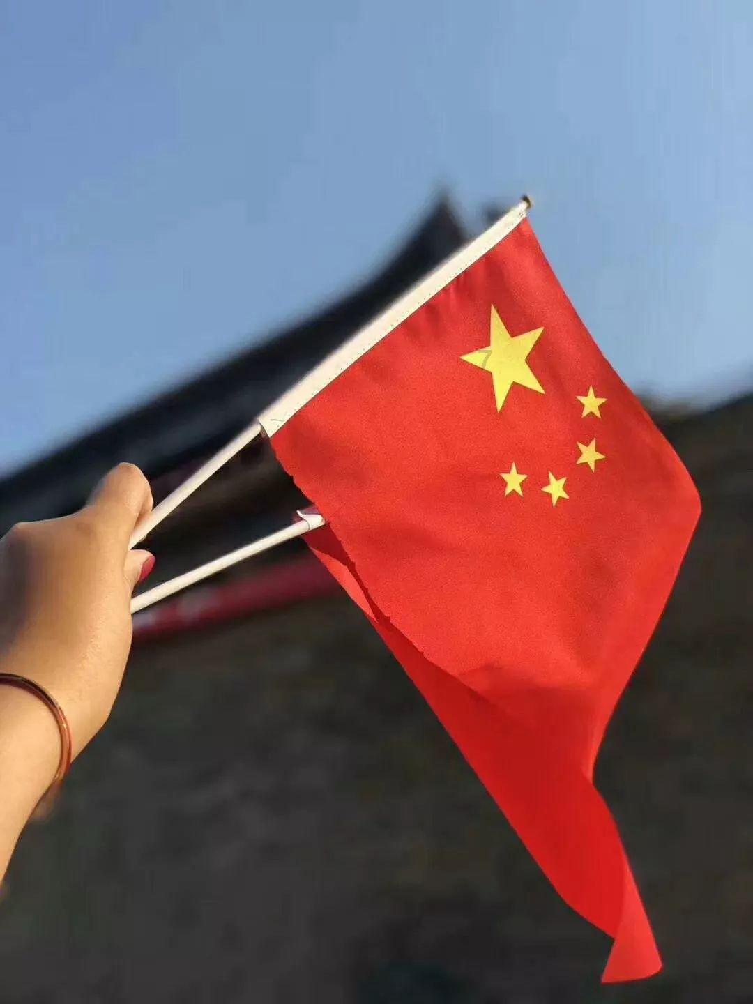 电脑怎么设置熄屏壁纸-有问必答平台,满足你的好奇心